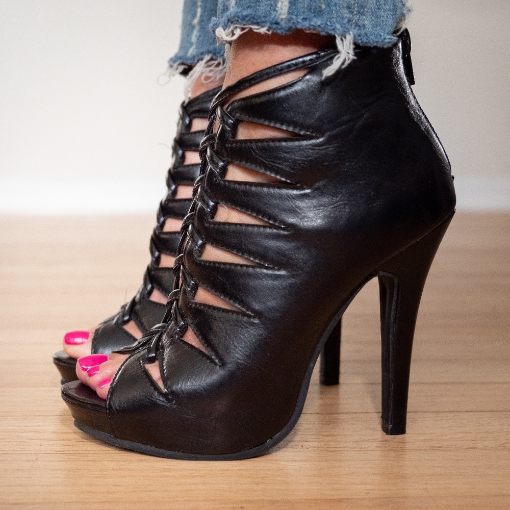 BLACK PEEP TOE  BOOTIES